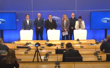 Ο ευρωβουλευτής υπερασπίζεται το δικαίωμά μας στην ελευθερία μετά την επιβολή του Ψηφιακού Πράσινου Πιστοποιητικού για την είσοδο στο Κοινοβούλιο